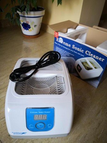 Limpiador EXTREME SONIC CLEANER (REESTRENO). 80,00 € + gastos de envío.
Teléfono de contacto 655 58 55 00