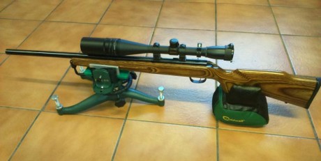 Vendo carabina Marlin calibre 22lr. Cañon heavy barrel de 20 mm. Dos cargadores, gatillo regulable ajustado 00