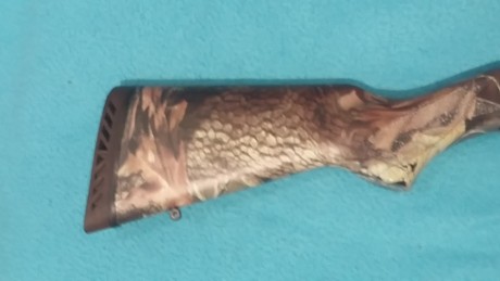 Vendo escopeta de corredera Mossberg 500 del 12magnum. Cañon liso.
Con dos culatas. Camuflada por hidroimpresion.
Estado 30