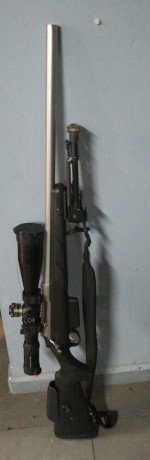 Pues eso , se vende por cambio de proyecto  .... Un maquinón de rifle y con varios complementos que lo 01