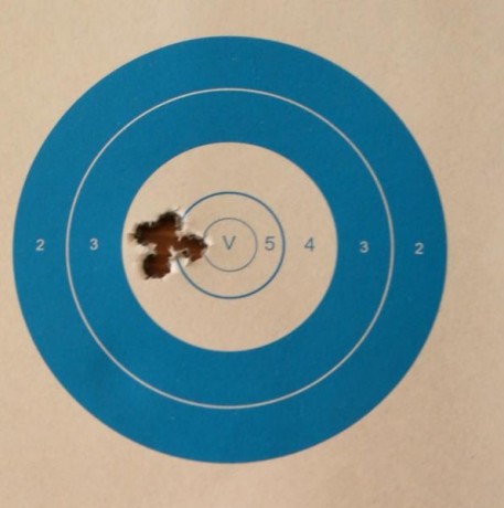 Pues eso , se vende por cambio de proyecto  .... Un maquinón de rifle y con varios complementos que lo 40