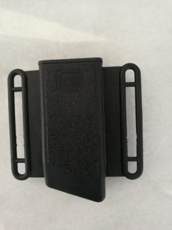 Saludos al foro,vendo un lote compuesto por una funda de cuero PIELCU nueva y una VEGA HOLSTER como nueva 10