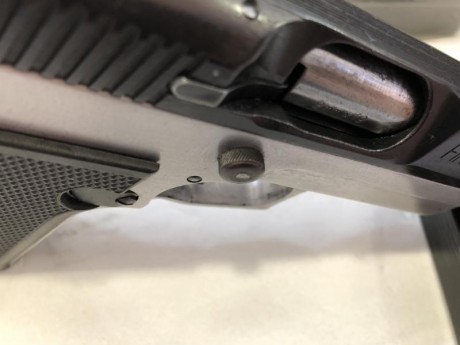 Se vende Star Firestar Plus  guiada en f con algunas particularidades 

1ª Se han pavonado todas las piezas 10