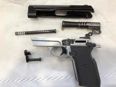 Se vende Star Firestar Plus  guiada en f con algunas particularidades 

1ª Se han pavonado todas las piezas 20