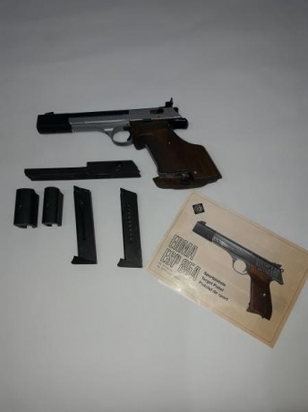 Vendo estupenda pistola alemana, en muy buen estado, marca ERMA cal 32, con dos cargadores, dos contra 02