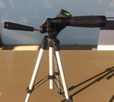 Buenos días,
Vendo visor 25 x 30 mm con tripode ideal para tiro a 25 mts.
Pequeño y ligero pero con una 02