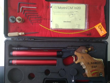 Se vende pistola Morini 162 electrónica en perfecto estado. Es del modelo de pila de 15 V y está recién 02