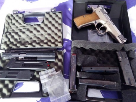 Vendo Tanfoglio P19 Combat, la compre para empezar en IPSC, pero he abandonado en ese proyecto.

El paquete 00