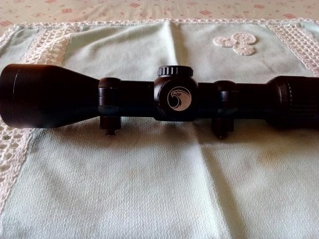 Vendo visor Avistar batida 1,5-6x42, retícula iluminada, punto rojo y verde. Cómo nuevo. Precio: 110€

R 02