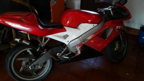 Cagiva mito 125 2t del año 2006. limitada en papeles. Motor recien hecho entero(biela reforzada, piston, 01