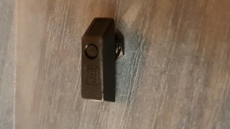 Hola
Vendo punto de mira original de Glock, es de tritium y esta nuevo a estrenar
Su precio en tienda 01