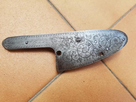 Tras descubrir que lo único que le pasaba a la escopeta del abuelo era grasa y suciedad seca tras estar 01