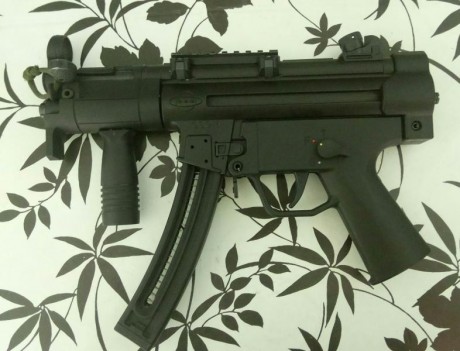 Hola buenas vendo GSG5PK calibre 22 LR con accesorios y dos cargadores de 22 balas y uno de 10 balas con 01