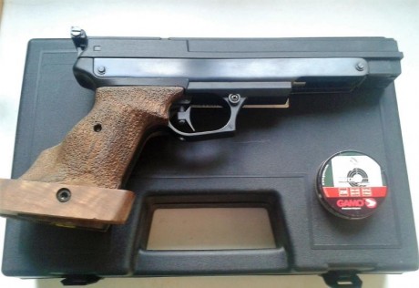Vendo esta pistola Gamo Compact, en buen estado y poco usada.
Con su maletín y manual de instrucciones. 01