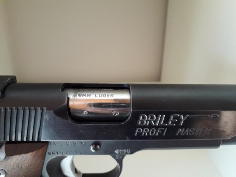 Hola a todos
Vendo muy a mi pesar mi 9mm, se la compre a un amigo y compañero del club y de este foro.
La 01