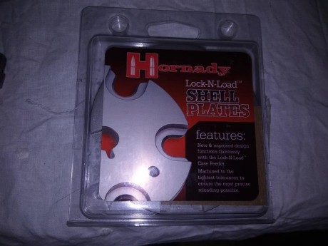 Vendo recalibrador y posicionador lee calibre 222r en su caja de plástico, poco uso. 20€
Shell plate hornady 00