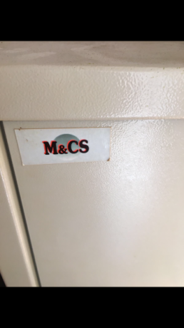 Hola, vendo armero para 5 armas largas de la marca M&cs.

El armero esta en Cornella de Llobregat.

Precio 01