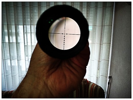 VENDIDO......Visor original BSA 4,5-12x44 tubo de 30mm, reticula Majestic, como nuevo, ya que apenas se 00