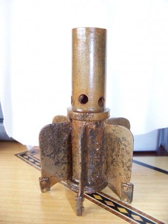 Bueno señores, aquí pongo mi primera restauración de un mortero valero 50mm.

Solo tengo uan foto de cuando 20