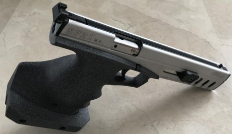 Para costearme otro capricho y hacer sitio en el armero, pongo a la venta una pistola marca Walther modelo 11
