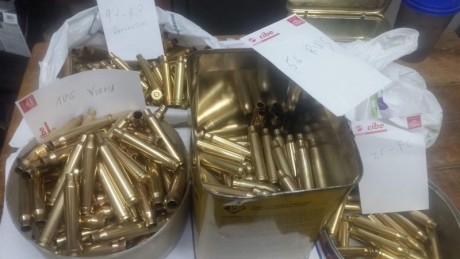 vendo vainas del 300 WM
57 RWS
106 Norma VENDIDAS
97 Remington
Las vendo por 60 euros y pago yo los portes. 01