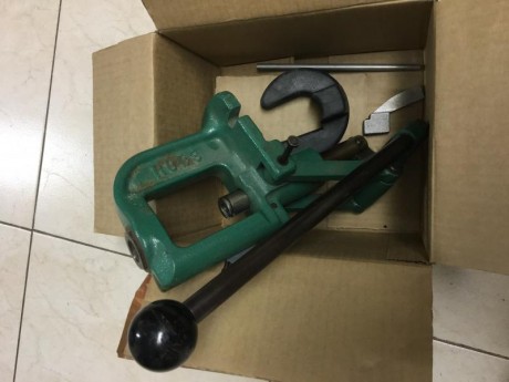 Vendo prensa RCBS en buen estado, 125€. 00