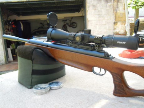 Buenos días a todos y enhorabuena a todos los participantes en el foro.
Tengo una COMETA FENIX 400 COMPACT 170
