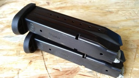 Son dos cargadores originales para MP9 del 9pb 00