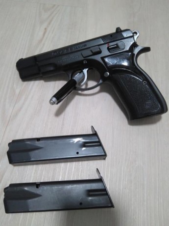 Hola amigos
Muy a mi pesar pongo en venta mi pistola CZ 75 B del 9 parabellum, necesito hueco en la guía 00
