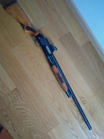 VENDIDA escopeta Mossberg 500 combo. Calibre 12, recámara magnum.
Incluye un cañón liso con polichoke 01