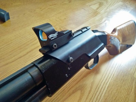 VENDIDA escopeta Mossberg 500 combo. Calibre 12, recámara magnum.
Incluye un cañón liso con polichoke 12