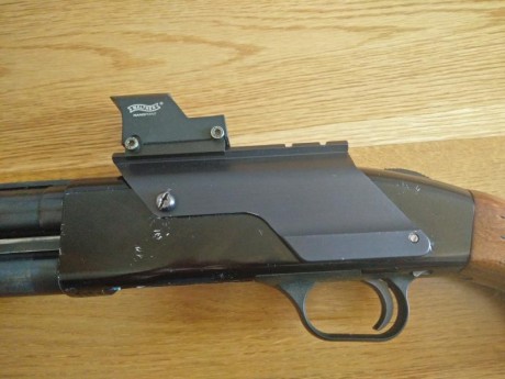 VENDIDA escopeta Mossberg 500 combo. Calibre 12, recámara magnum.
Incluye un cañón liso con polichoke 20