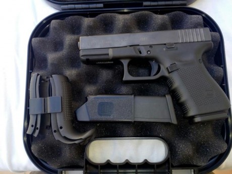 VENDIDA
Se vende Glock 19 4º Gen,Arma nueva,sin disparar,comprada el año pasado en Armeria Marcos
calibre 00