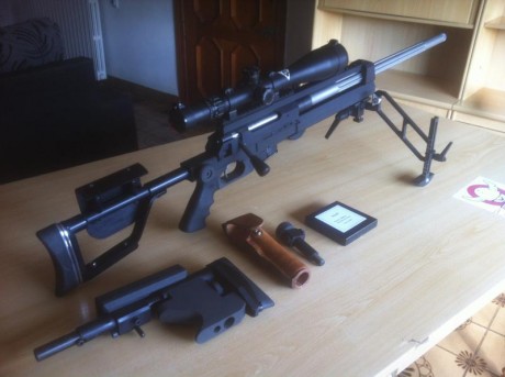 se vende rifle Unique RS1 calibre 308 y visor Deon March X 8-80x56, con bipode, funda AiM,dos culatas, 11