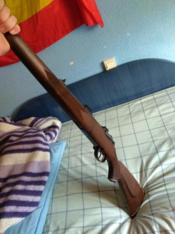 se vende rifle kettner luger L99 en el calibre 9,3x62
doi caja de balas
es un rifle simple, tosco y fiable 41