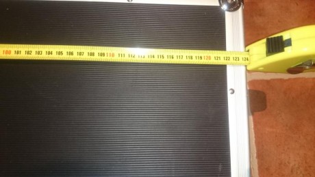 Un amigo vende una maleta de alumio para rifle o carabina,la usaba para llevar una carabina anschutz,tiene 12