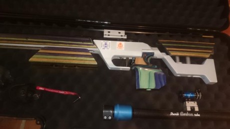 Hola,vendo empuñadura diestra talla M para una carabina anschutz 1913 supermatch,la empuñadura esta en 10