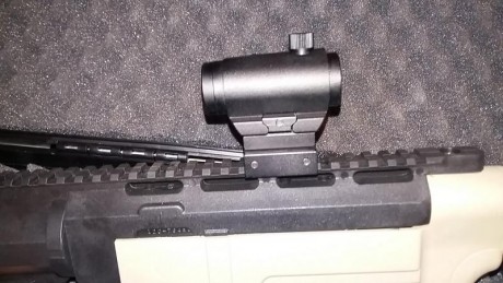 Vendo por cambio de modelo. Montado en carabina del 22. Funciona perfecto. Vale para 22 y airsoft. Muy 00