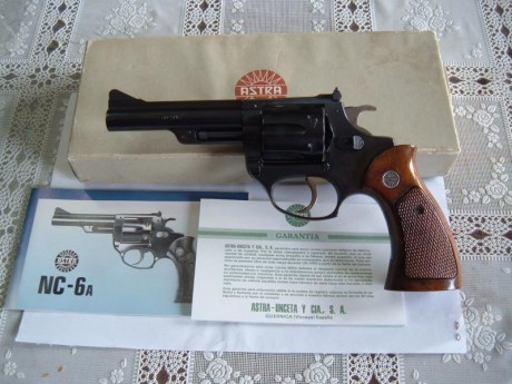 Hola, vendo revolver ASTRA NC6 4" cal 38 SP, en impecable estado, como nuevo, en su caja original 02