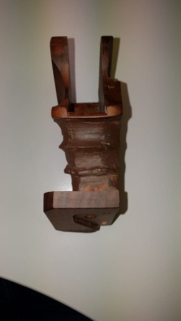 Vendo empuñadura Pardini SP diestra talla XS o S creo (no veo donde los pone), el espacio que queda con 02