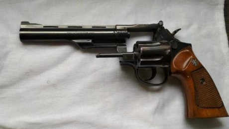 Revolver llama Comanche calibre  22lr se venden dos unidades, el precio es por unidad.  , en perfecto 10