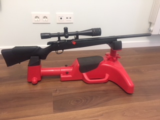 Vendo carabina modelo Sako Quad Heavy Barrel, del calibre 22lr. Carabina para BR50 y F-class restricted. 52