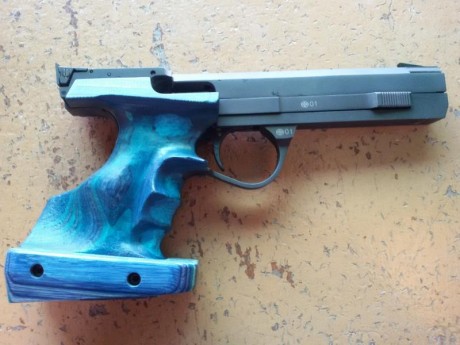 :clint: Se vende Baikal 22LR en buen estado. Buena arma precisa y robusta. Portes a cargo del comprador. 01