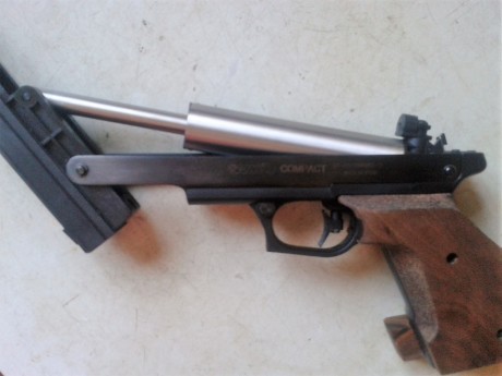 Vendo esta pistola Gamo Compact, en buen estado y poco usada.
Con su maletín y manual de instrucciones. 70