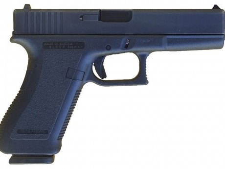 Vendo Glock 17Gen2  en perfecto estado y cuidada.  Edición del maletín tupperware. Ideal para amantes 01