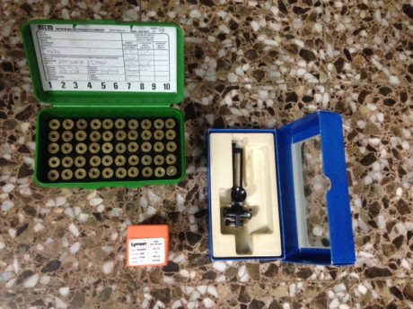 Pedersoli Sharp modelo silhouette cal 45/70 incluye túnel delantero Lyman con anillas
y diópter trasero 00