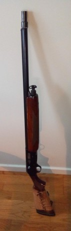 Escopeta semiautomática, marca Browning FN, calibre 12/70, con cañón cambiado, choke 4*, con funda, carrillera, 00