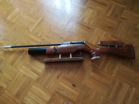 Carabina cometa lynx 4.5mm totalmente customizada 
Culata tallada a medida para las manos y preparada 02