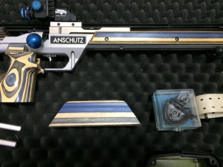 Vendo carabina Anschütz modelo 2013 en un estado impecable y con una agrupación fantástica. La carabina 22