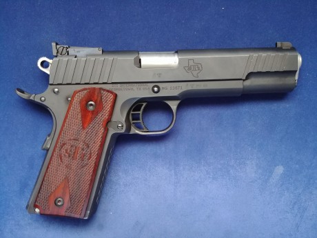 Hola. Vuelve a la venta puesto que no ha disparado en todo el año ya que tengo otras
STI TROJAN 5", 02